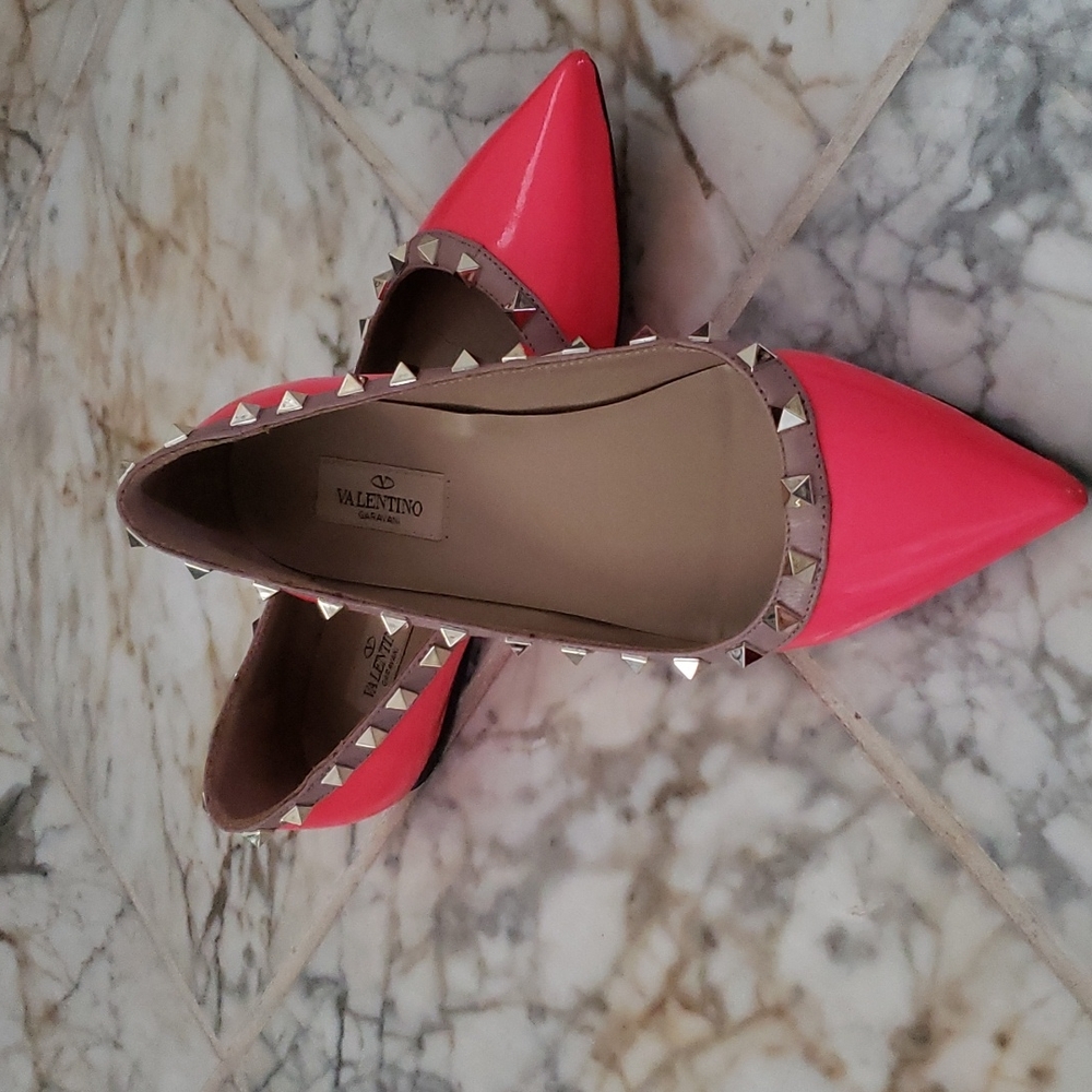 Valentino Garvani Size 38